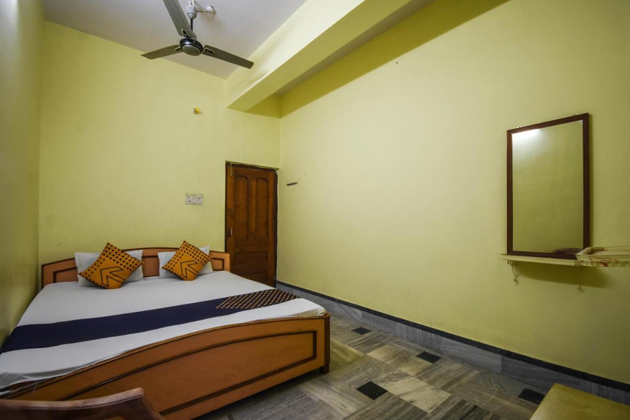 Hotel Rajmahal Bānkura Exterior foto